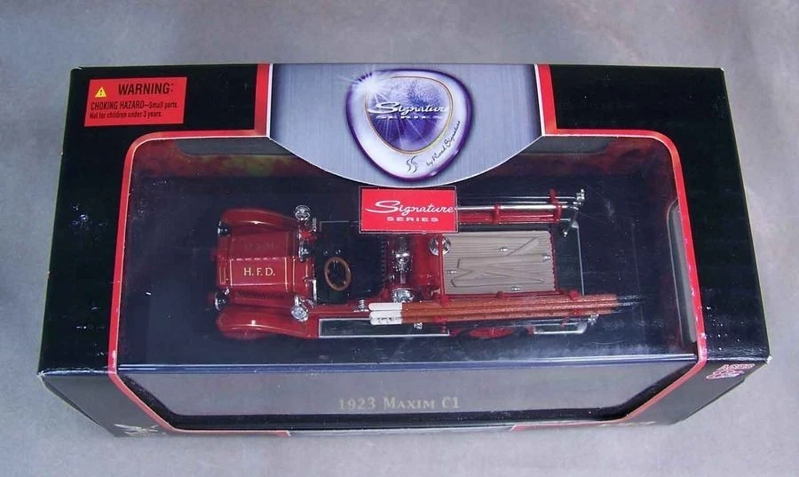 Yat Ming Signature Series 1:43 1923 Maxim C1 Die Cast Fire Engine HFD MIB - Image 2 of 3