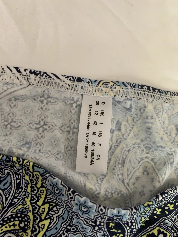 ESPRIT, parte inferior de traje de baño, cachemir azul/amarillo, mediano, borlas laterales Foto 3 de 4