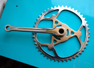 Pédalier City à 1 plateau (46 dents) - Partie cycle vélo sur La Bécanerie