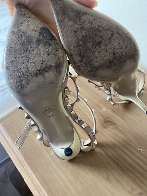 VALENTINO ROCKSTUD 100 Tacchi, Bianco Taglia 3.5 brevetto. | eBay