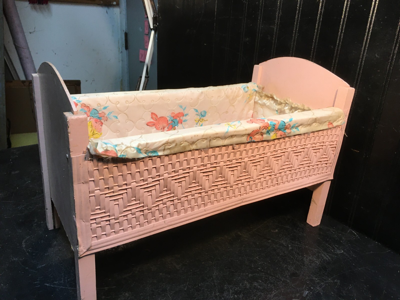 Vintage Antique Wood Doll Crib , Pet Bed Spindle Folk Art Painted
