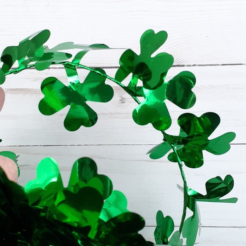 St Patricks Day Tinsel Coiled Garland Shamrocks Green 20 ft - Picture 2 of 2