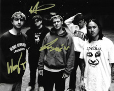 * MILITARIE GUN * signed 8x10 photo * GOD SAVE THE GUN * IAN SHELTON * COA *