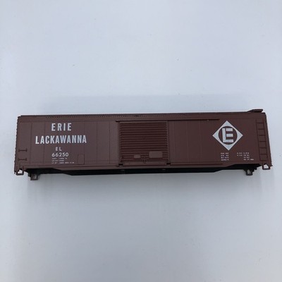 Roundhouse HO #1223 (Rd #66250) Erie Lackawanna 50' Boxcar kit