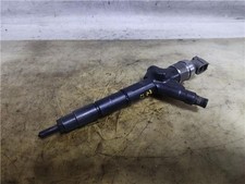 Injecteur Nissan ALMERA TINO