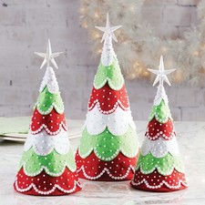 Herrschners  Christmas Pines Shelf Sitters Felt  Sequin Kit