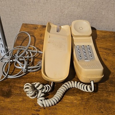 Vintage Push Button Ivory Trimline Telephone TOUCH TONE Used Works 100%
