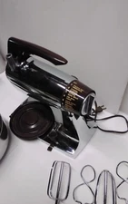 VINTAGE SUNBEAM DELUXE MIXMASTER 12 SPEED MIXER BLACK/CHROME w/BOWL & BEATERS