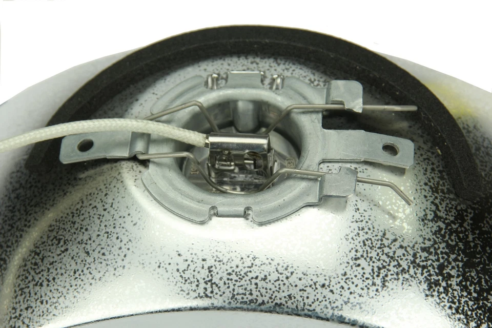 For 1990-1993 Volvo 240 Fog Light Lens URO 1991 1992 1993 - Image 3 of 4