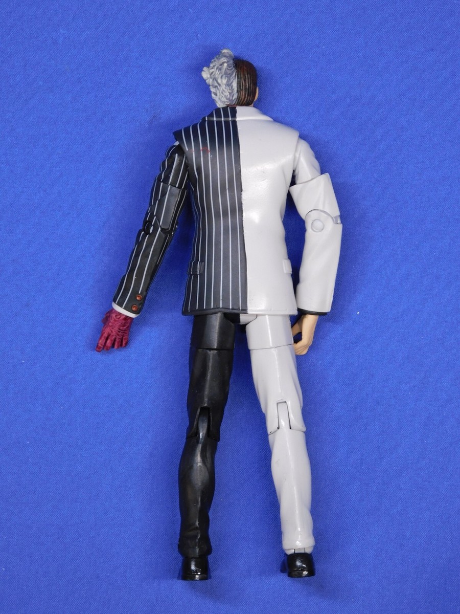 DC SuperHeroes Batman (Select Sculpt S3) Mattel DCUC DC Universe Classics Jim Le