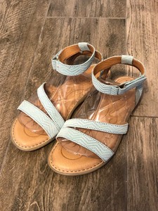 born august sandal