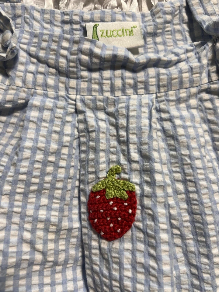 Vestido xadrez abobrinha feminino branco e azul detalhe de morango tamanho 6 - Imagem 3 de 4