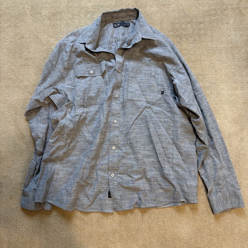 Mountain Hardware Button Up Gray Plaid Shirt Large Men’s