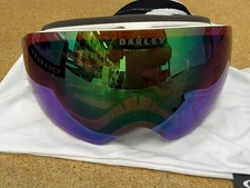 Oakley Flight Deck M Matte White w/PRIZM Snow Jade Iridium