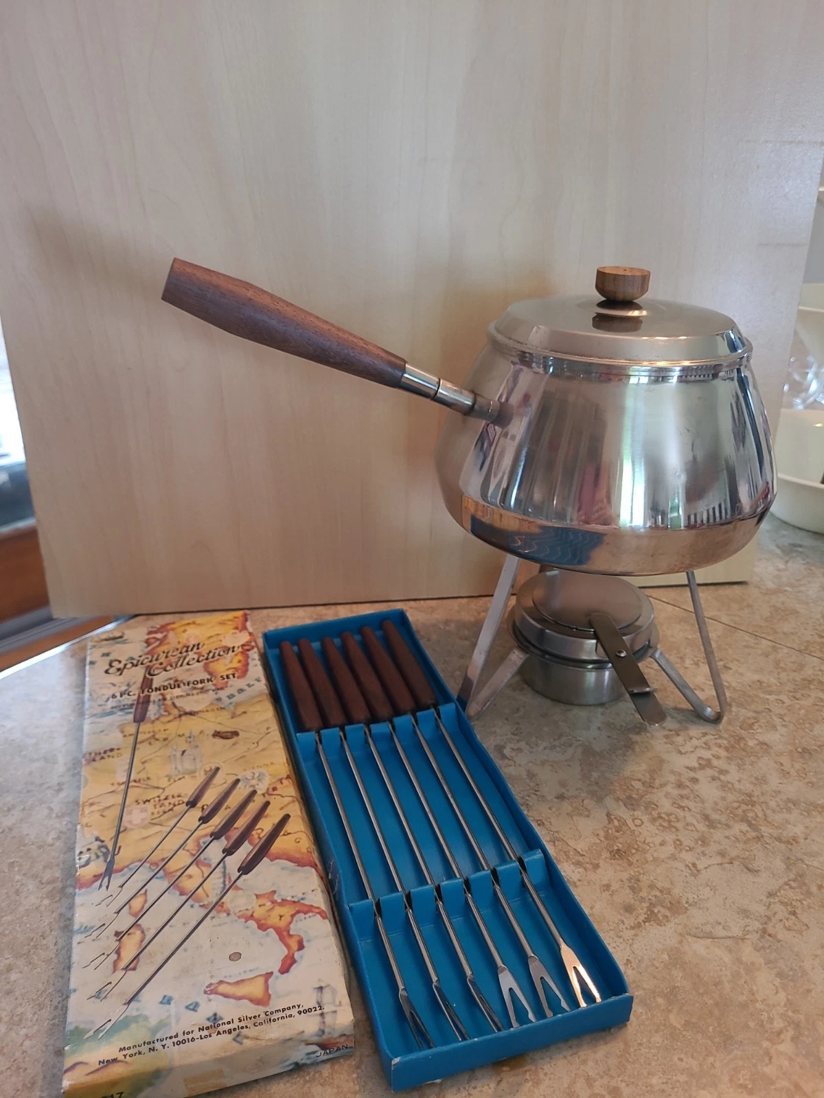 Vintage Monarch Japan Stainless Steel & Wood Fondue Set Never Used
Opens in a new window or tab