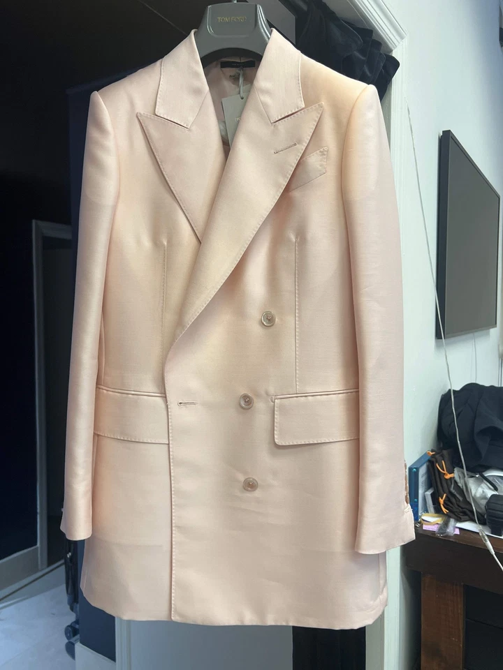 Chaqueta Tom Ford para hombre rosa medio 50 % lana, 40 % mohair y 10 % seda Foto 2 de 2
