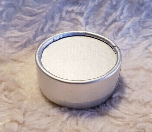 STILA Eye Shadow AZUR S008-02 deep blue pressed powder .09 oz 2.6 g NEW Rare HTF - Picture 4 of 4