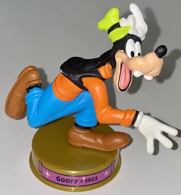 フィギアアンティーク。マクドナルドのおまけ。2002年中国製。レア物です。 Vintage 2002 ,100 Years of Magic - Disney McDonald's Happy
