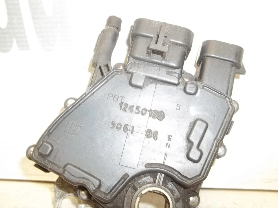 Interruptor de seguridad neutro 96-99 Cadillac Deville Seville Eldorado selector de rango OEM Foto 2 de 4