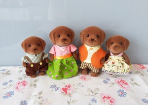 sylvanian families chocolate labrador family