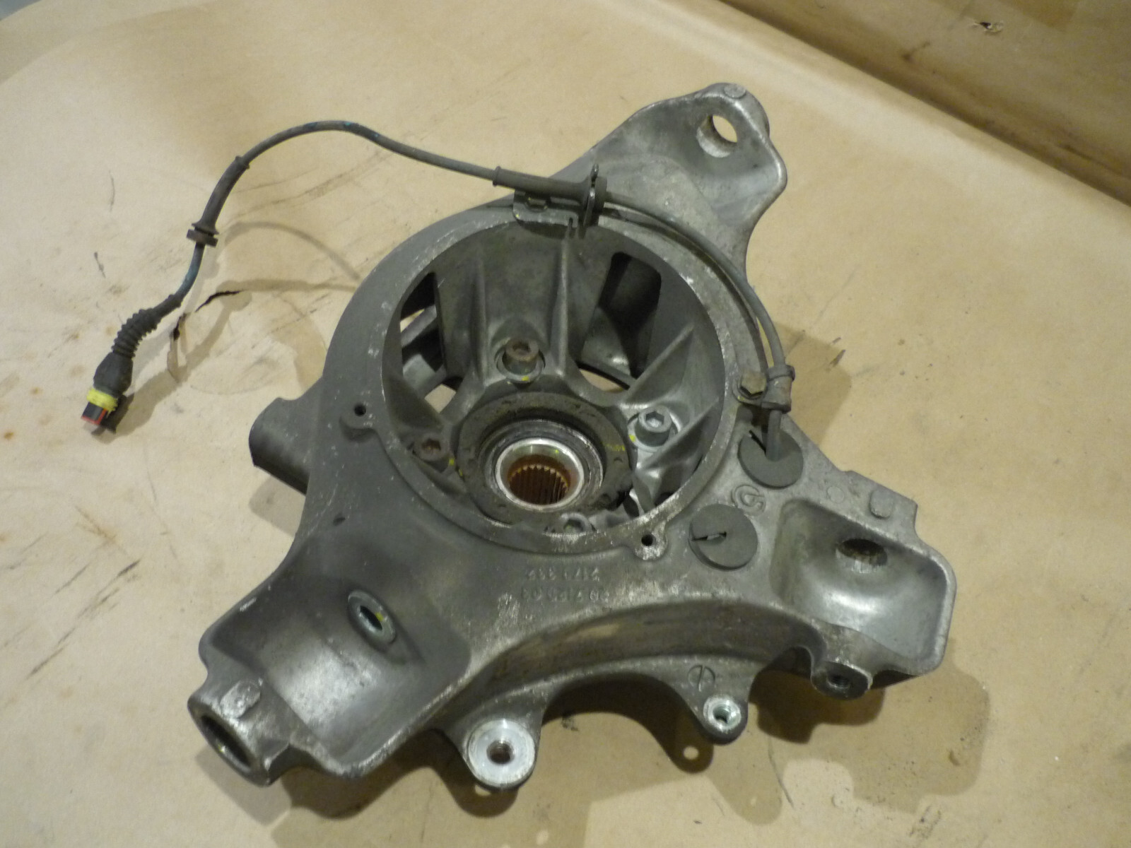 Ferrari 360 / 430 - RH  Rear Hub Holder / Stub Axle -  P/N 179330