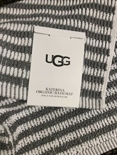 UGG KATERINA BATH RUG 20 in x 32 in 100 ORGANIC COTTON Grey/White NEW