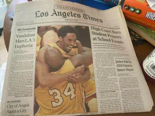 2000, 2001, 2002 Los Angeles Lakers L.A. Times Full Newspapers NBA