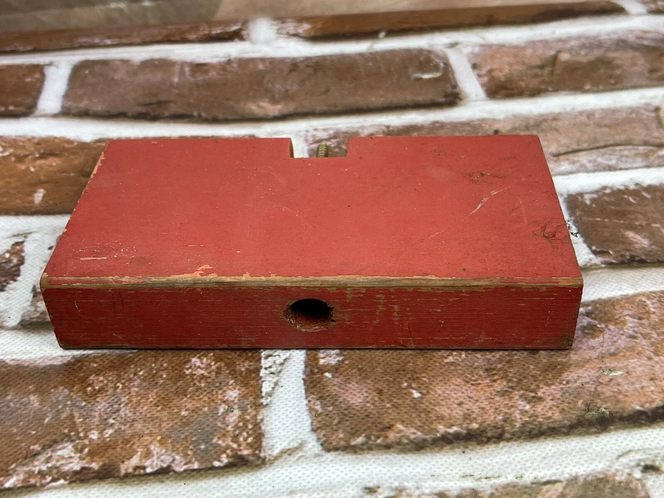 Винтажный самокат Playskool Ride-On & Push Cessna деревянная деталь задней оси - Изображение 3 из 4