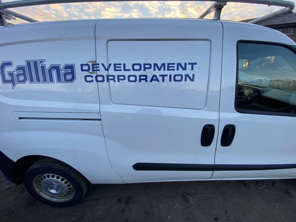 Used Rear Right Door Assembly Rear Side fits: 2018 Ram Promaster city sliding w/ Foto 3 de 4