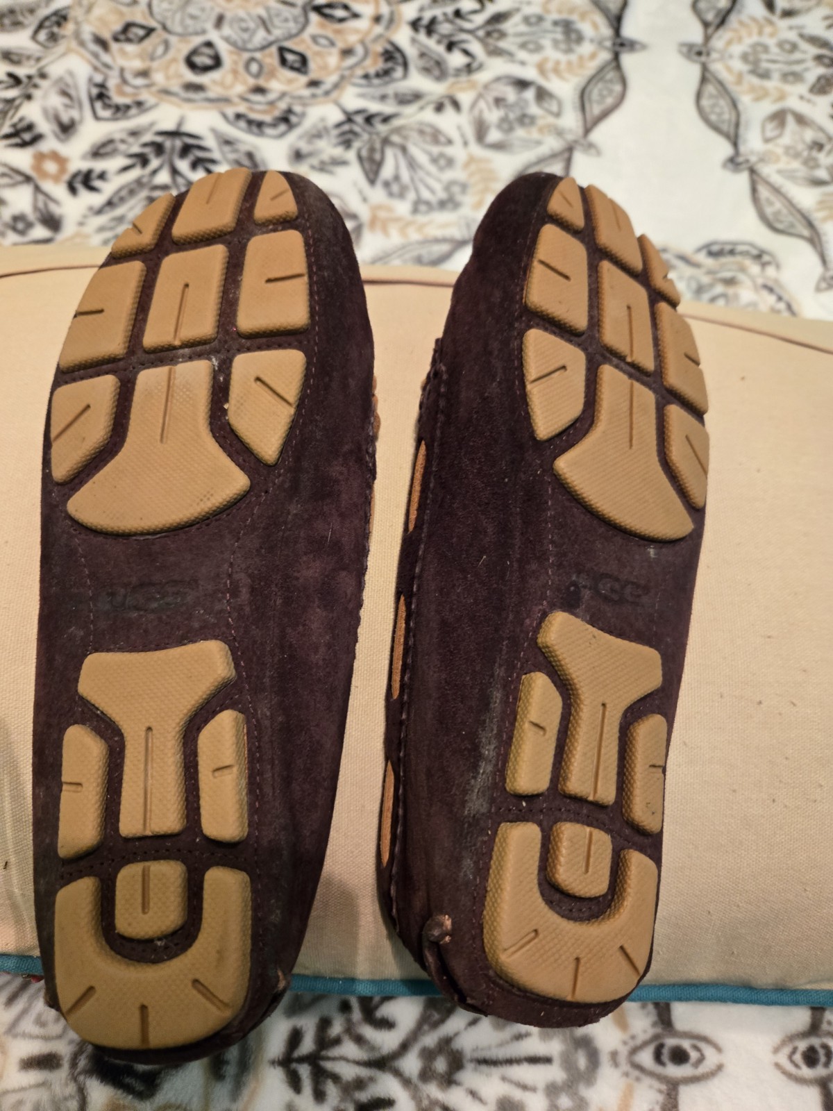 UGG MEENA JAVA SUEDE  MOCCASIN, SHEARLING  Size 7… - image 11