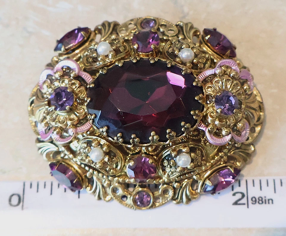 Broche Vintage Alemania Occidental Piedras Púrpura Filigrana Ovalada Firmado Foto 3 de 4