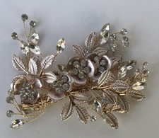 Lovely Gold Tone Hair Clip Flowers Clear Crystal Stones Frosted Leaves