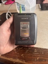 Sony Walkman WM-FX171 Radio AM/FM Mega Bass Read DESC  