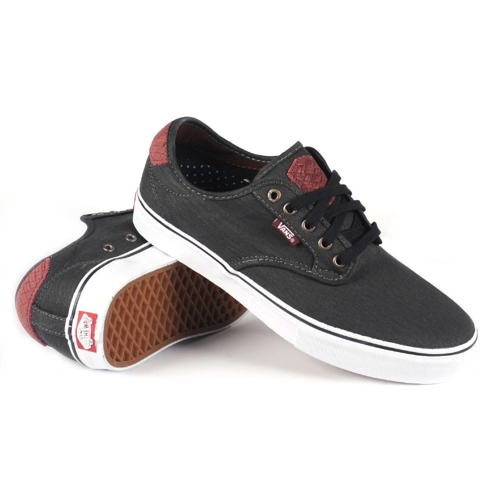 Vans chima hotsell ferguson black