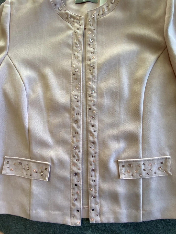 Chaqueta de vestir Alfred Dunner para mujer talla 6 pequeña rosa con cuentas abierta carrera en la iglesia Foto 4 de 4