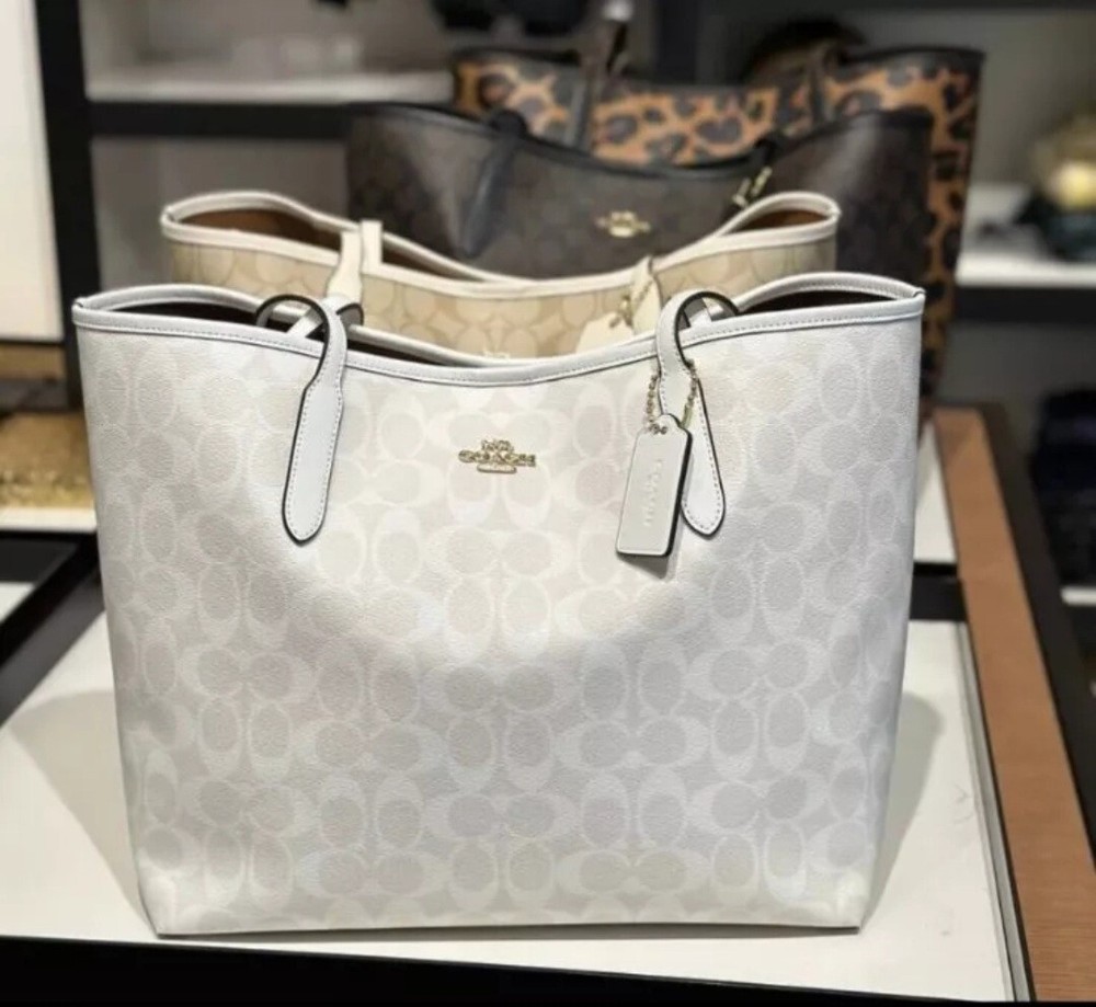 Coach 5696 SIG City Tote Glacier  White