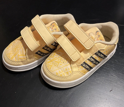 Chaussures Adidas LION KING DISNEY enfant US taille SIMBA RARE
