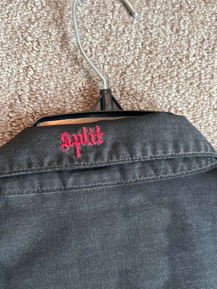 Split Vintage Y2K Button Down Men's Large Short Sleeve Black Skater 2004 Shirt - Image 3 of 4