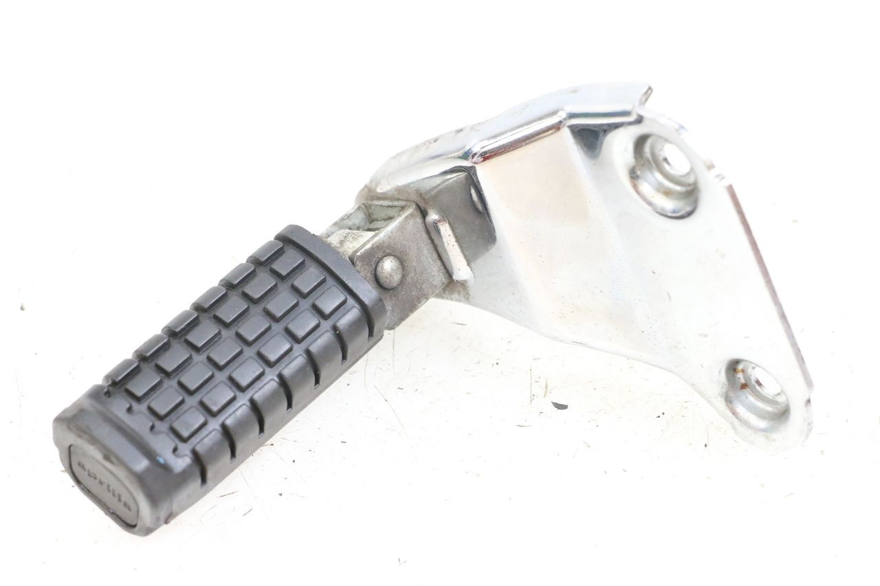FUSSRASTEN HALTEPLATTEN HINTEN RECHT - APRILIA CLASSIC 125 (1995 - 2001)
