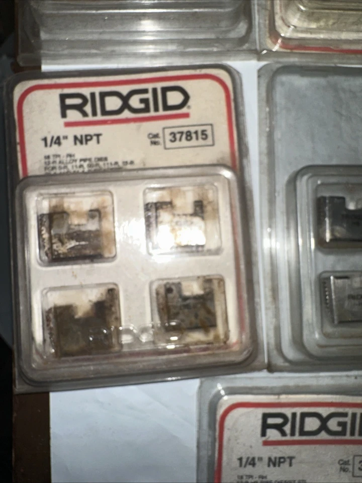 BULK LOT OF RIGID PIPE DIES SOME HAS RUST ALL UNUSED 14 PACKS - Image 3 of 4