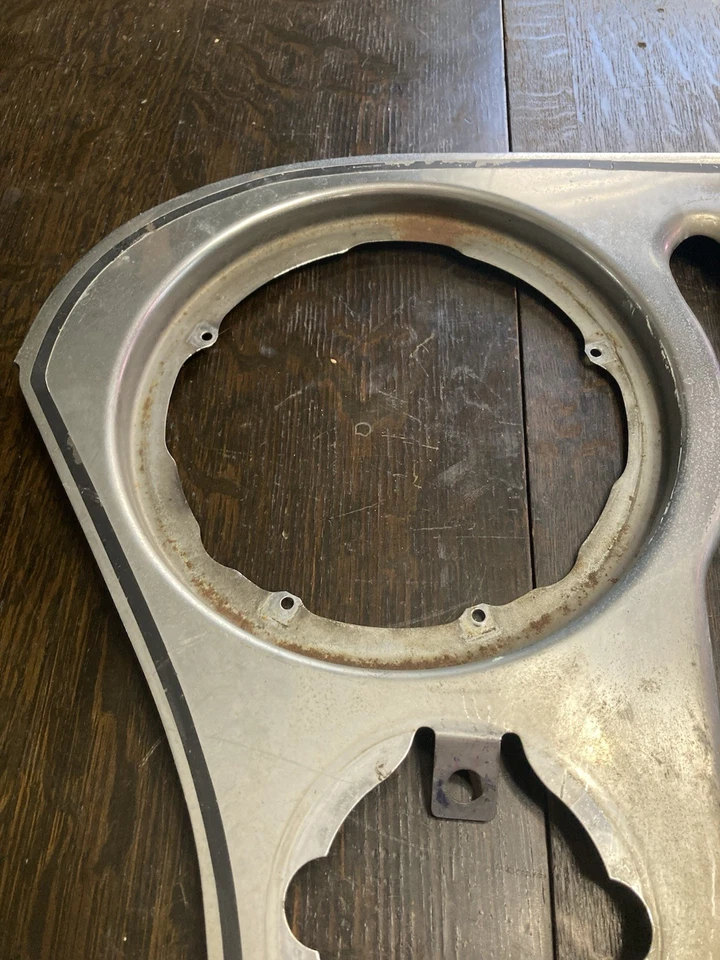 Jeep CJ5 CJ7 1976-1986 Laredo cubierta superpuesta parrilla cromada delantera OEM Foto 3 de 4