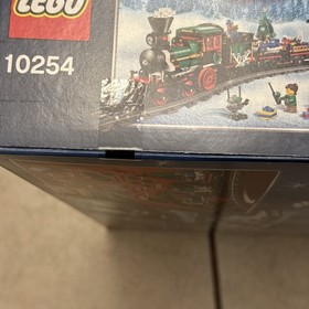 New LEGO 10254 Creator Winter Christmas Village Holiday Train 734Pc 2017 Retired