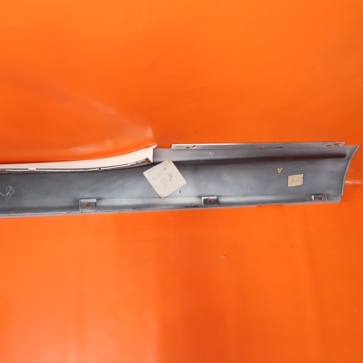 BENTLEY GTC GT ROCKER MOLDING RIGHT 2004 2005 2006 2007 2008 2009 2010 3W8853852