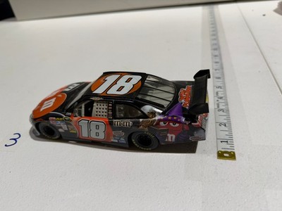 2009 Kyle Busch #18 M&Ms Halloween 1:64 NASCAR Diecast