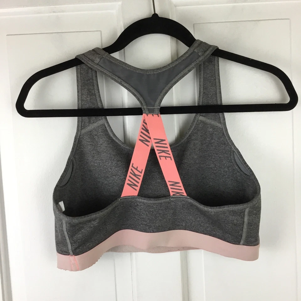 Sutiã esportivo Nike feminino grande cinza soletrado racerback academia Athleisure - Imagem 2 de 4