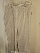 Croft  Barrow Womens Khaki Striped Capris Size 10 P W/ Elastic Waistband NWD