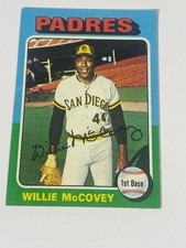 Vintage 1975 Topps Hall of Famer Willie McCovey # 450 in NM Condition.