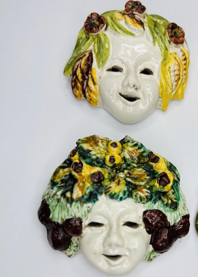 Máscaras de pared vintage de mayólica de cuatro estaciones Baco hechas en Italia Foto 2 de 4