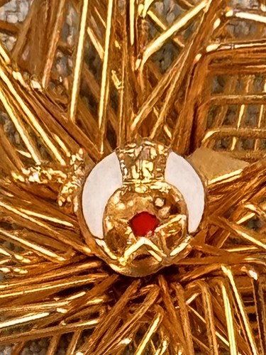 VTG Shriner Masonic Gold Tone Enamel Crescent Moon Star Scimitar Sphinx Brooch - Picture 2 of 7