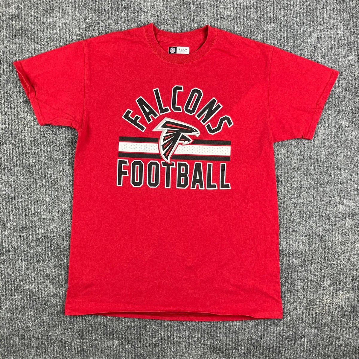 NFL Atlanta Falcons T-Shirt Mens Size M Red Football Graphic